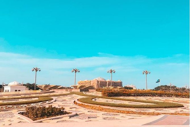 Full-Day Tour of Abu Dhabi from Dubai, Sheikh Zayed Grand Mosque - Palace views and Etihad Towers