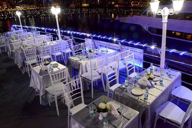 Luxury Dinner at Traditional Dhow Cruise Dubai Marina with Charm - What the evening is really like