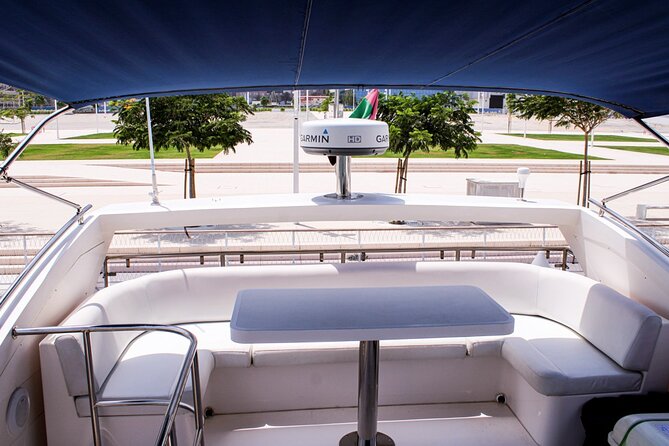 Luxury Yacht Dubai - Book 56 ft Yacht Cruise up to 24 people - Palm Jumeirah and Atlantis The Palm