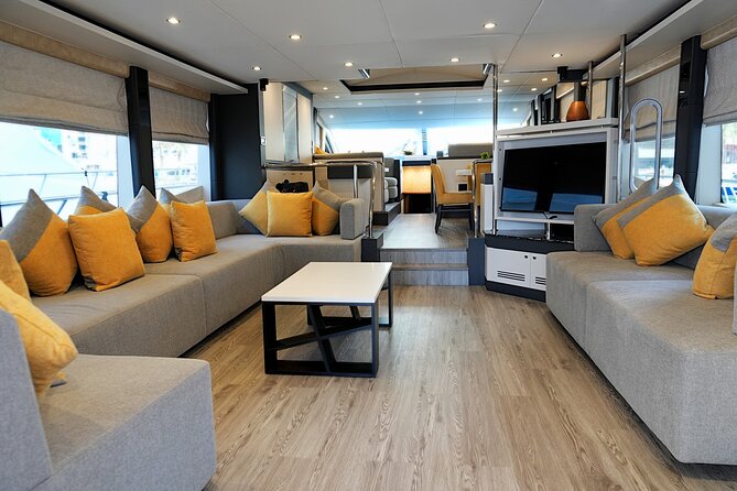 Majesty 77ft Diamond Dust — Dubai's best yacht rental - Swimming, fishing, and time away from the city