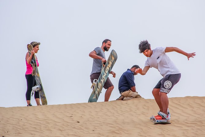 Mleiha Dubai Desert Safari with Stargazing and Dinner - Stargazing brings the evening to life