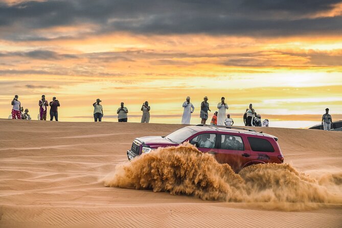 Morning / Mid-Day Desert Safari with Brunch & Dune Bashing - Quick take on the red-dune safari