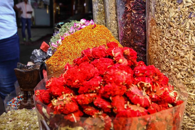 Old and Modern Dubai City Tour - Spice Souk: atmosphere, aroma, and assertive sales