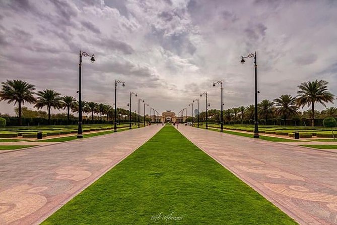 Old and Modern Dubai City Tour with The Lost Chamber Aquarium - Palm Jumeirah and Dubai Marina by road