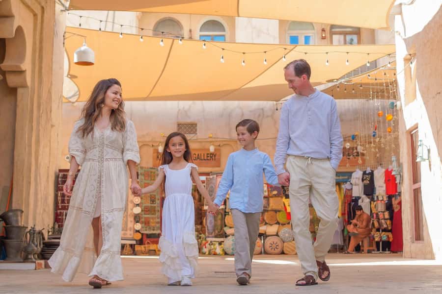 Old Dubai Guided Tour With Photographer: Souks & Street Food - Crossing Dubai Creek by traditional abra