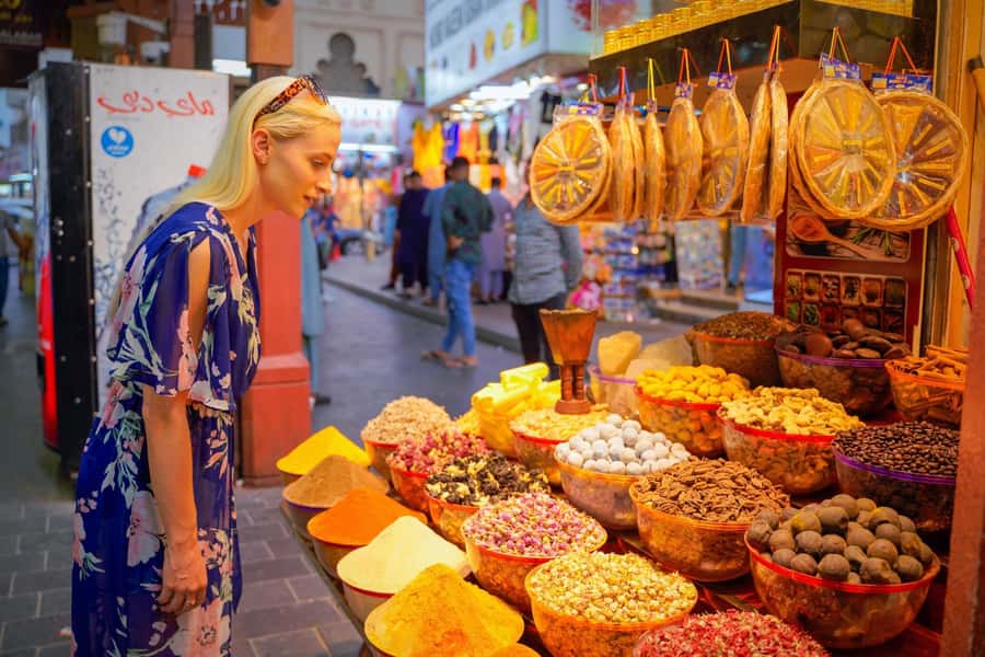 Old Dubai Guided Tour With Photographer: Souks & Street Food - The Gold Souk and the end of the route