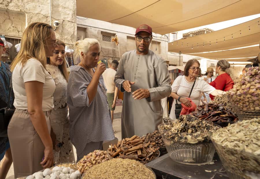Old Dubai Historic Guided Tour: Creek, Street Food & Souks - Spice Souk: smells, displays, and bargaining