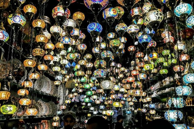 Old Dubai Shopping Tour (Textile, Spice and Gold Souq) - Meena Bazaar: the broadest shopping stop