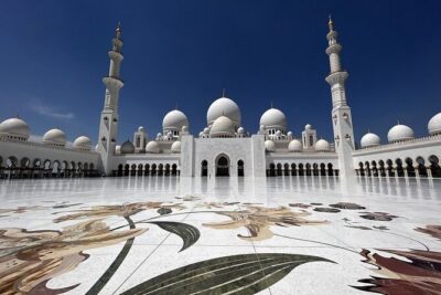 Premium Abu Dhabi Full-day City Tour in A 4×4 Private Vehicle