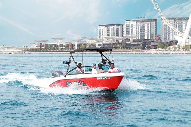 Private 1 Hour Boat Ride in Dubai - What this one-hour Dubai boat ride actually offers