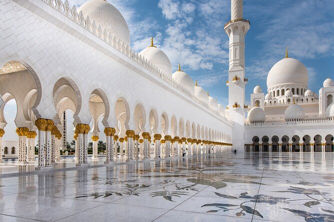 Private Abu Dhabi City Tour From Dubai - The Dates Market and Camel Market experience