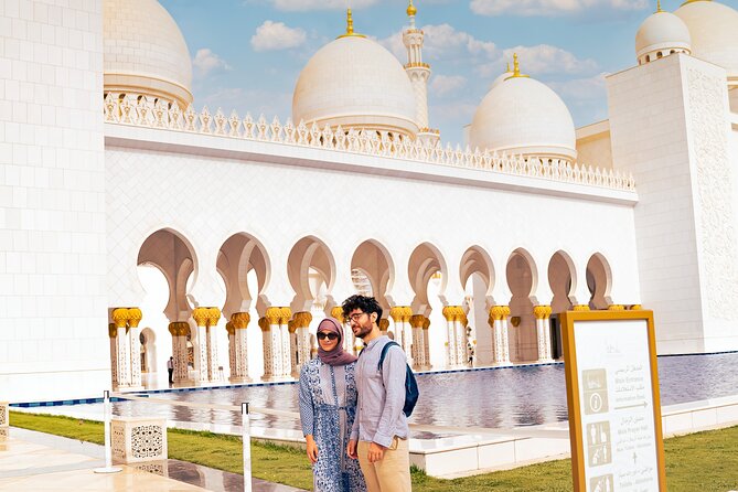Private Abu Dhabi City Tour : Sheikh Zayed Mosque & Heritage Village - Souks, the date market, and the older commercial city
