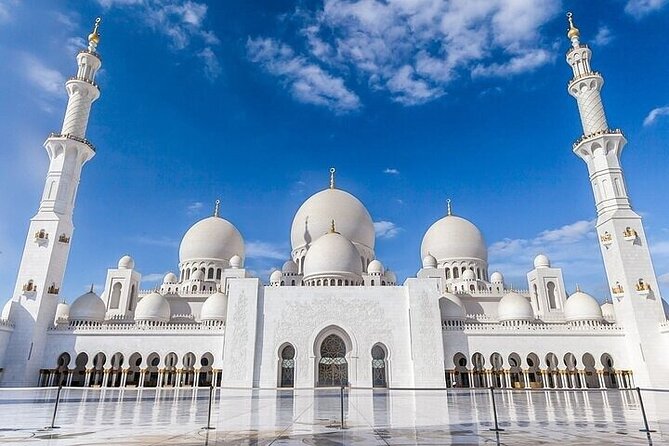 Private Abu Dhabi City Tour with Pick up from Dubai or Abu Dhabi - Key points at a glance