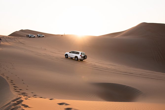 Private Abu Dhabi Evening Desert Safari (Exclusive) - Belly dancing, Tanoura, and Yola performances