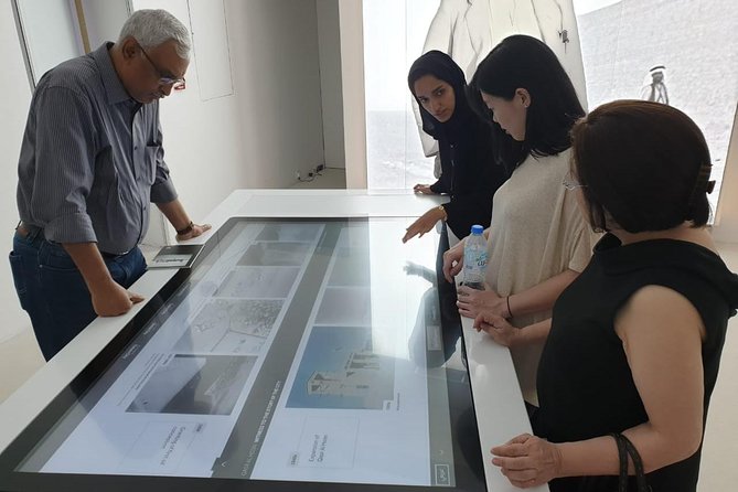 Private Abu Dhabi tour with Emirati Guide - Abu Dhabi’s dates market, a useful final taste of local life