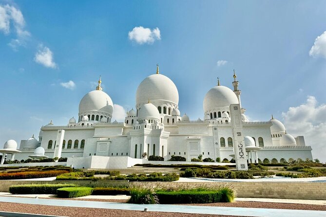 Private Abudhabi City Tour from Dubai - Miraj Islamic Art Centre and Emirates Palace