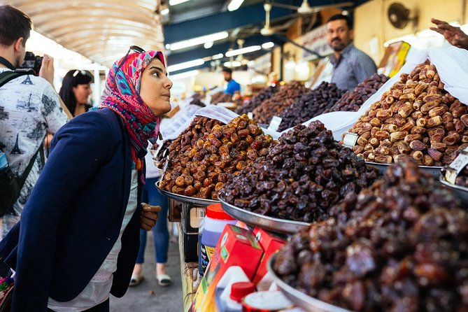 PRIVATE Food Tour: The 10 Tastings of Dubai With Locals - The private format and the value question