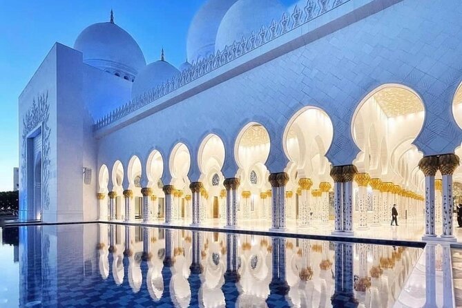 Private Full Day Tour Abu Dhabi City, Grand Mosque & Palace - Art and sweets at the final stops