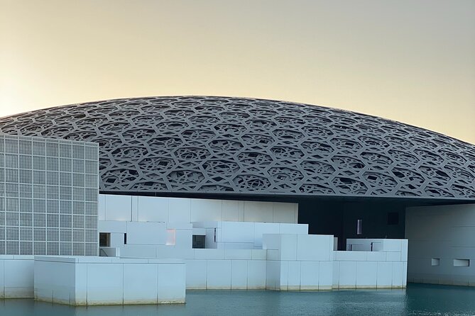 Private Full-Day Tour in Abu Dhabi - Heritage Village offers a short look at older traditions