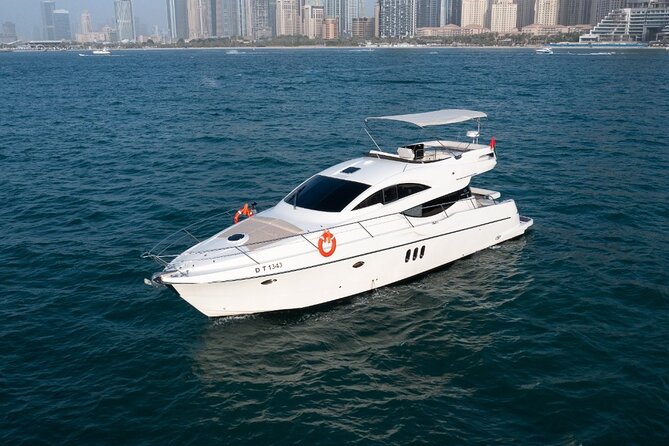 Private Yacht Cruising Rental from Dubai Marina - What the Dubai yacht cruise is really like