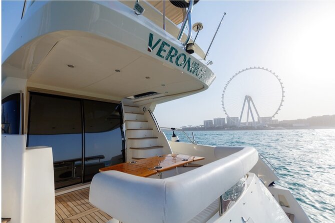 Private Yacht Cruising Rental from Dubai Marina - Burj Al Arab and the return to the harbor