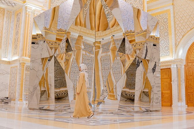 Qasr Al Watan Abu Dhabi Entry Ticket - The Barza and the formal side of Abu Dhabi