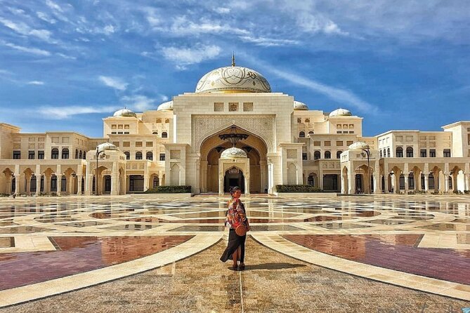 Qasr Al Watan Entry Ticket in Abu Dhabi - Timing Your Visit for a Calm Experience