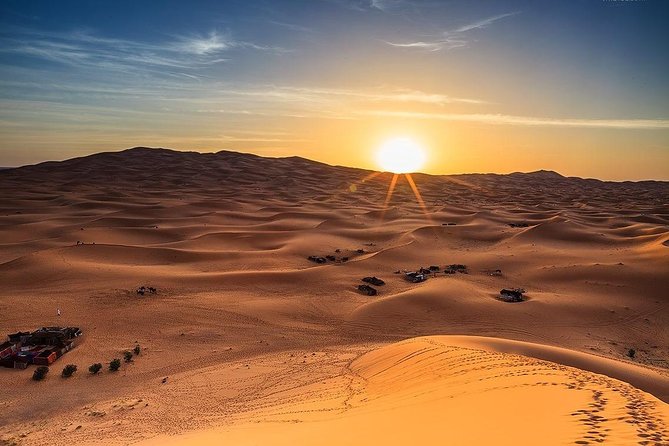 Red Dune Safari Adventure with BBQ Dinner Experience - Arabic welcome and the desert camp