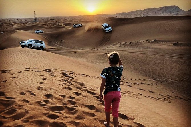 Red Dune Safari Adventure with BBQ Dinner Experience - BBQ dinner and live entertainment