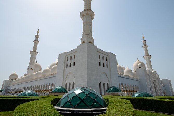 Sheikh Zayed Mosque Half Day Tour in Abu Dhabi - A driver-led visit, not always a guided tour