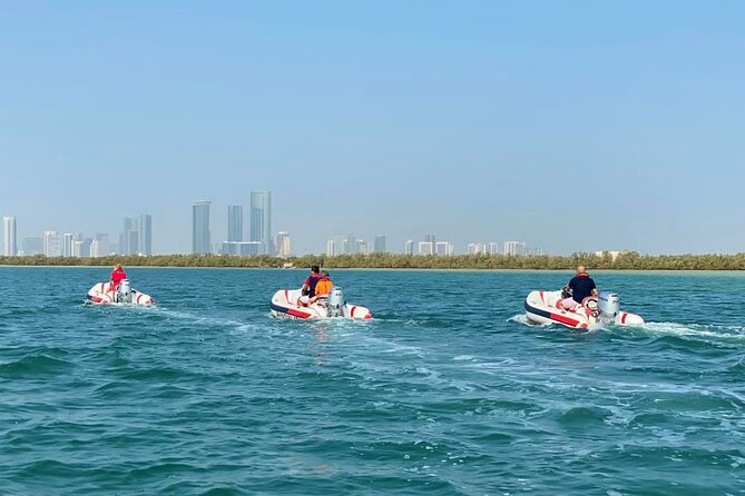 Small-Group Self-Drive Speedboat Tour in Yas Island Mangroves - Flamingos, Golf-Course Views, and Modern Abu Dhabi
