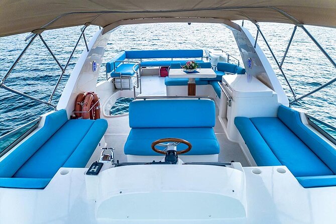 Sunset escape on Bluemoon 64ft from Dubai Marina to Atlantis - What the Bluemoon sunset cruise is really like