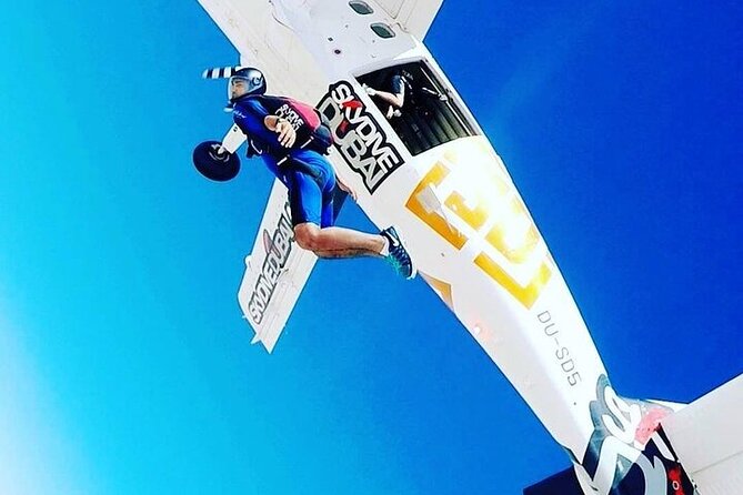 Tandem Skydive experience in Dubai - Leaving Dubai behind at 13,000 feet