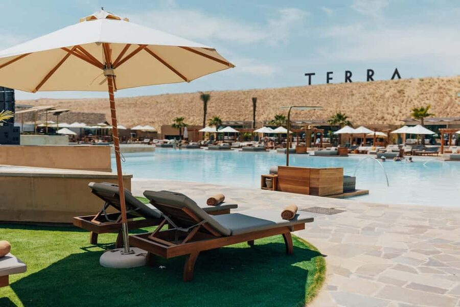 Terra Solis: Unwind and Re-Energize by the Pool - Arriving at the pool and finding your place