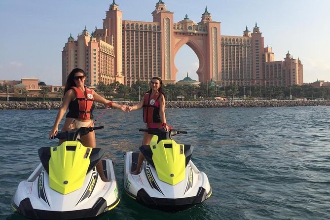 The Best Jet Ski in Dubai - 2 Hours Burj Al Arab - Dubai Marina - Atlantis Tour - Who should book this Dubai jet ski tour?