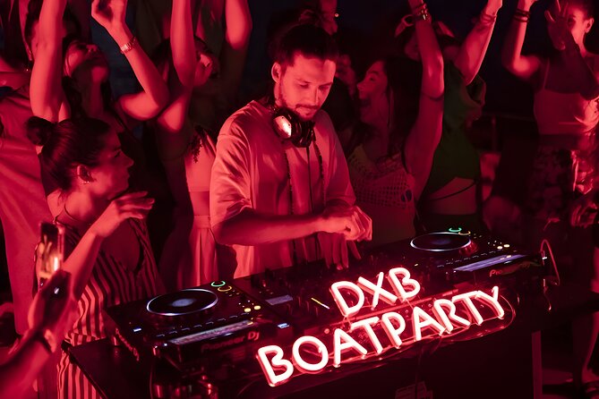 Tickets for the DXB Boat Party at Sunset in Dubai - Sunset boarding at DxB Yachts