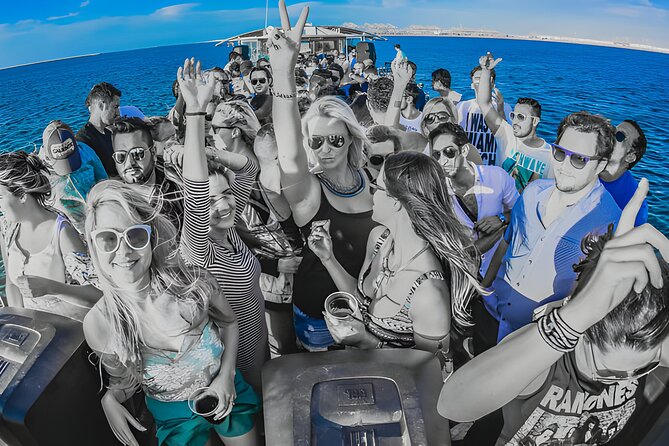 Tickets for the DXB Boat Party at Sunset in Dubai - A yacht party, not a quiet cruise